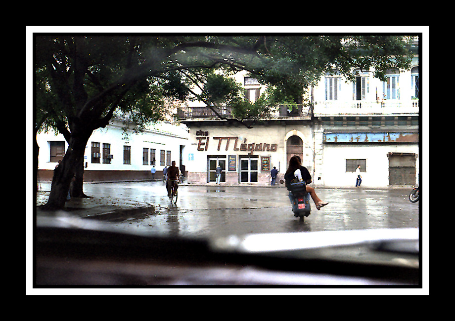 Havana_SideSaddle_Street.jpg